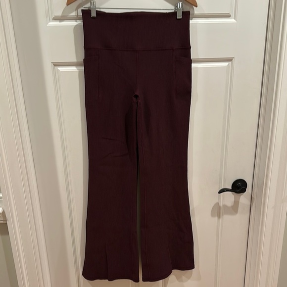 Athleta Salutation Stash Rib Flare - Picture 2 of 9